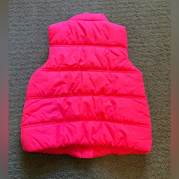 Baby GAP bright pink puffer vest, 3t - Picture 3 of 3